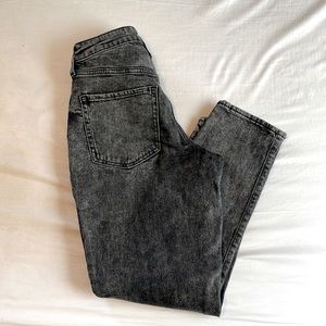 Straight leg distressed jeans